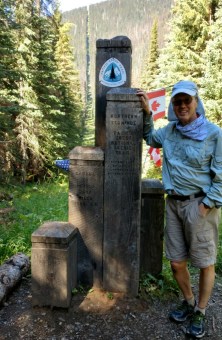 42 0818 Monument with JVK 2 cropped compress